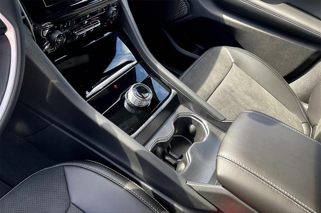 new 2025 Jeep Grand Cherokee L car, priced at $37,049