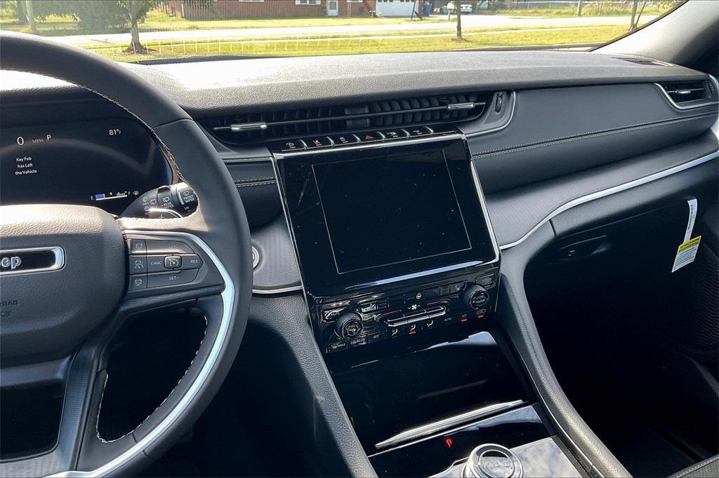 new 2025 Jeep Grand Cherokee L car, priced at $37,049