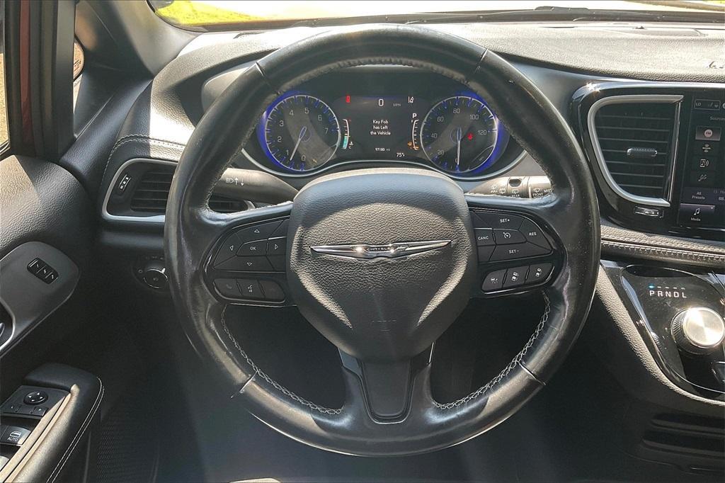 used 2021 Chrysler Pacifica car, priced at $18,911