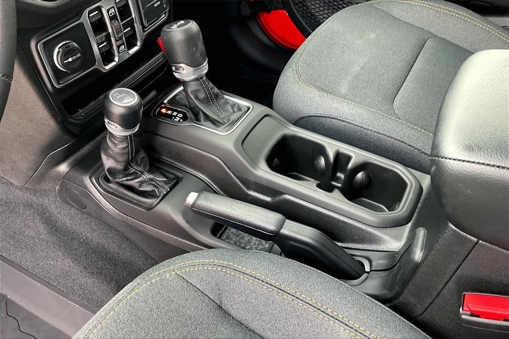 new 2025 Jeep Wrangler car, priced at $47,650
