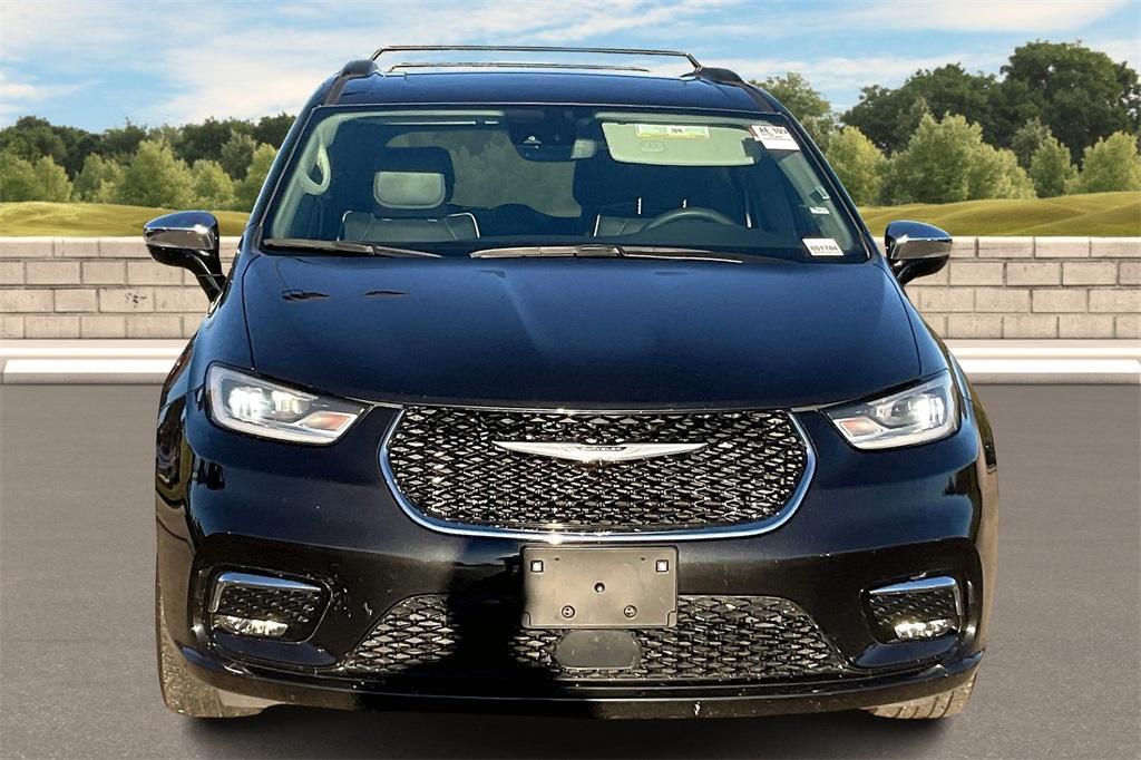 used 2023 Chrysler Pacifica car, priced at $33,000