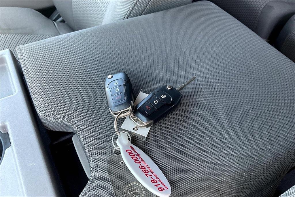 used 2016 Ford F-150 car, priced at $20,911