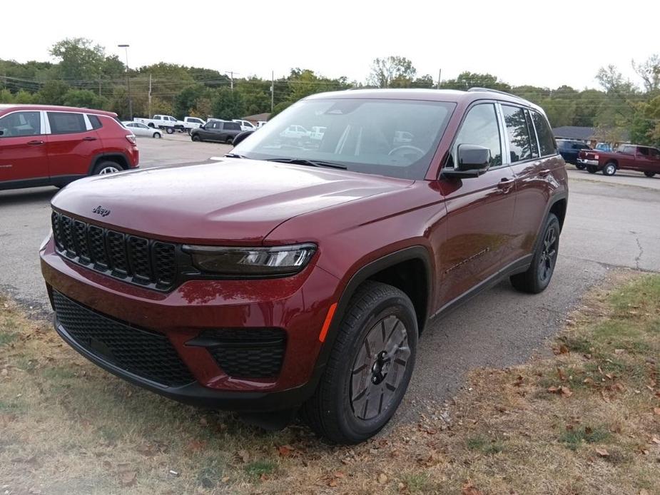 new 2024 Jeep Grand Cherokee car, priced at $39,832