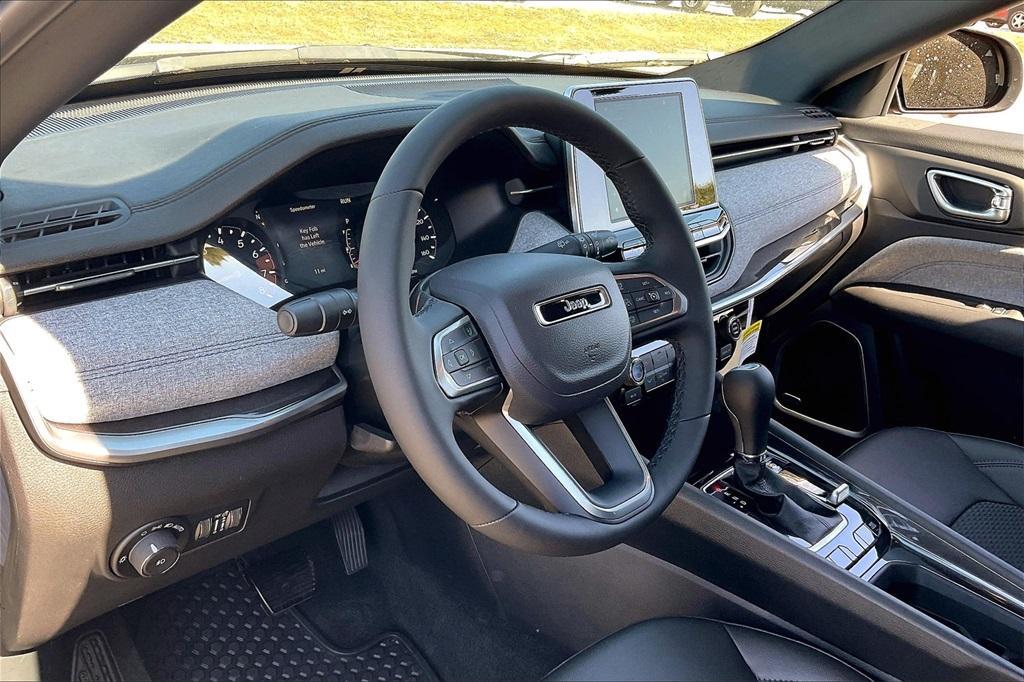 new 2025 Jeep Compass car, priced at $32,437