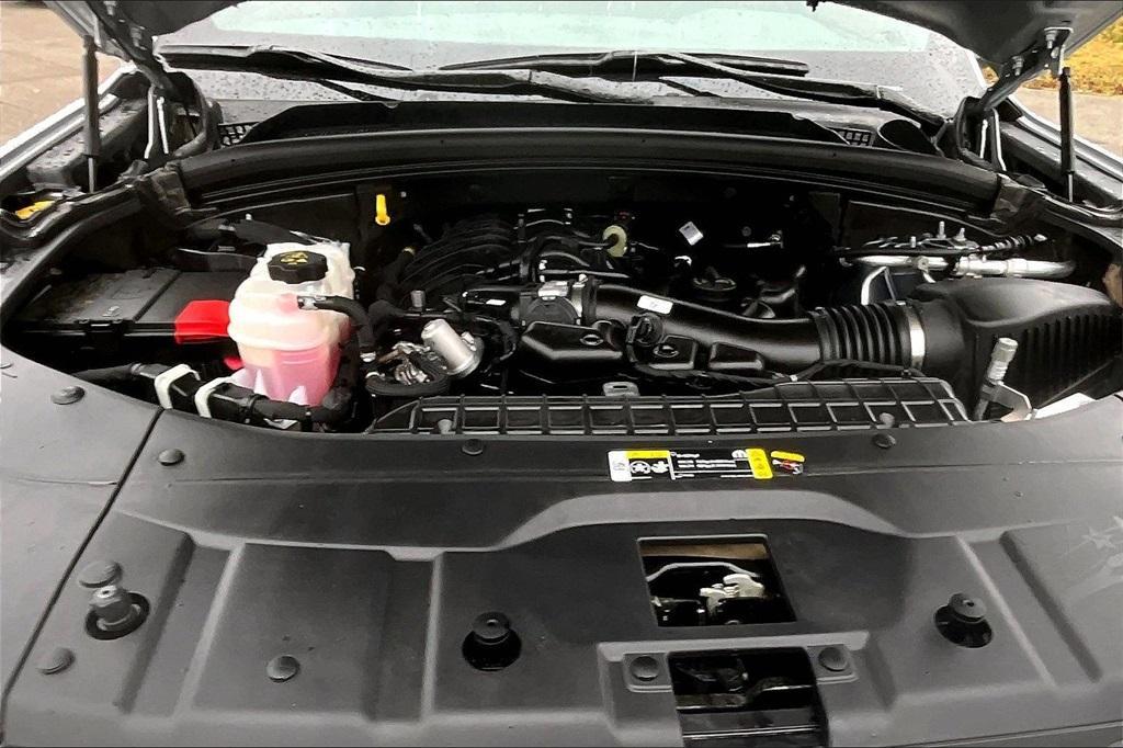 used 2025 Jeep Grand Cherokee L car, priced at $37,611