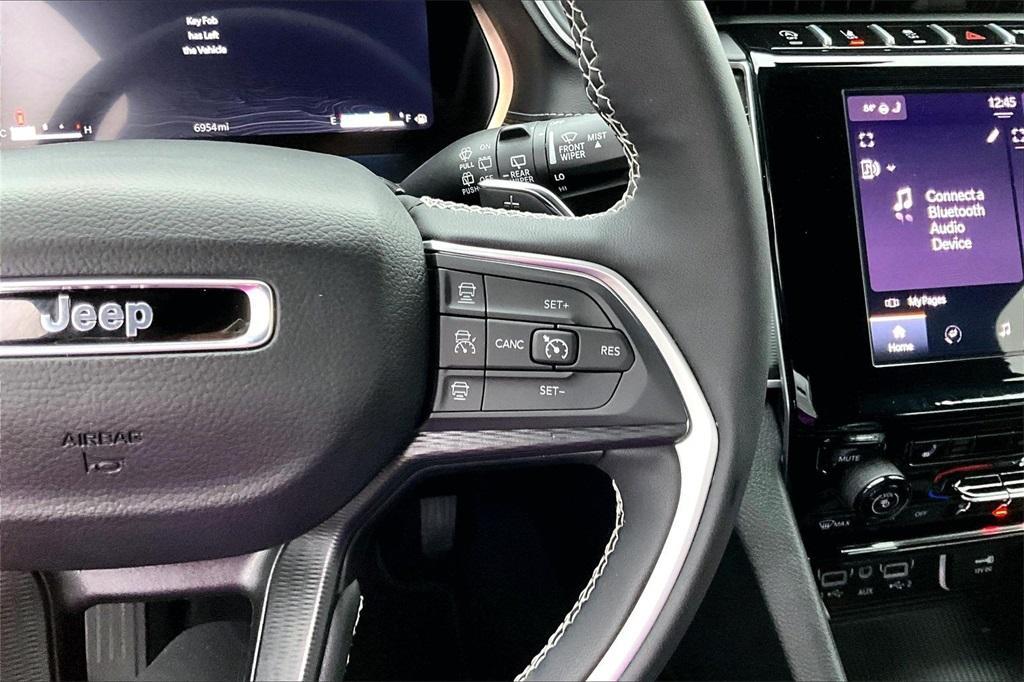 used 2025 Jeep Grand Cherokee L car, priced at $37,611