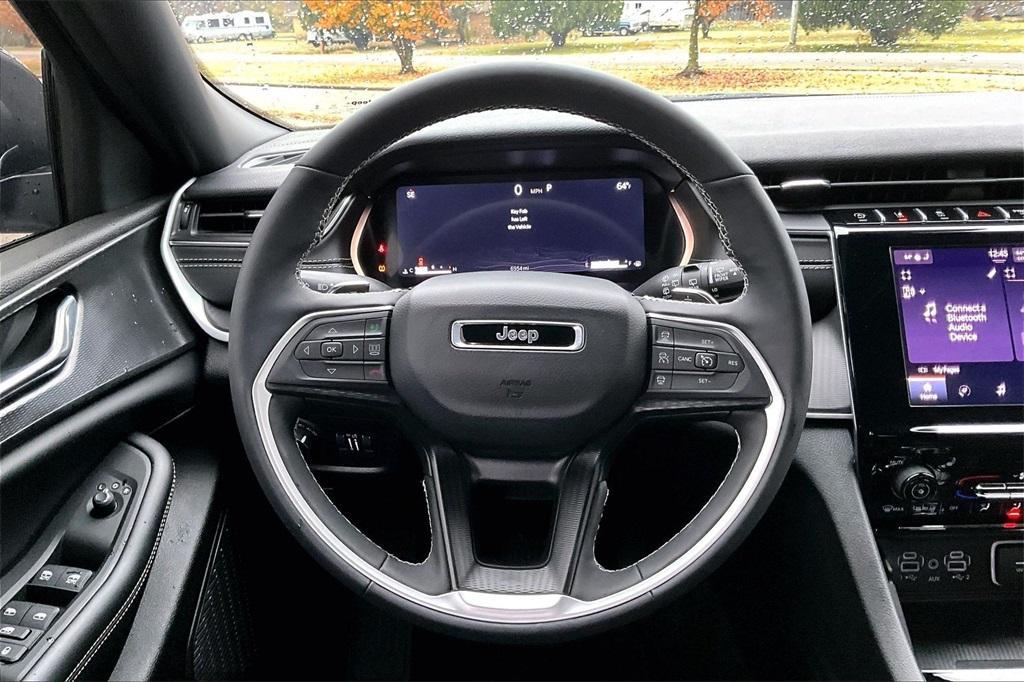 used 2025 Jeep Grand Cherokee L car, priced at $37,611