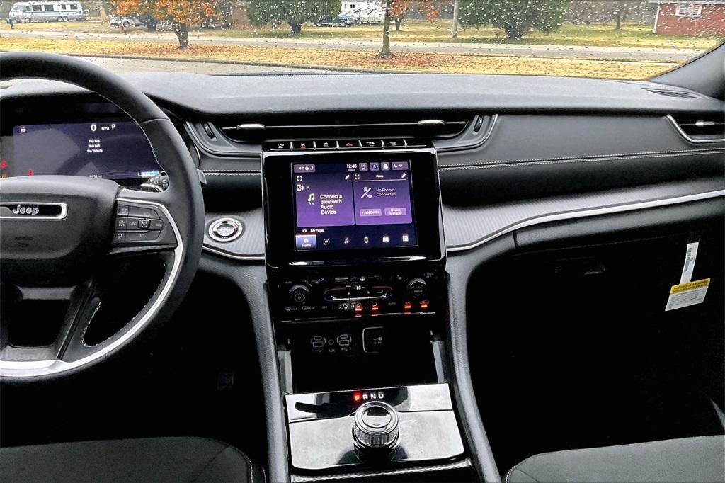 used 2025 Jeep Grand Cherokee L car, priced at $37,611