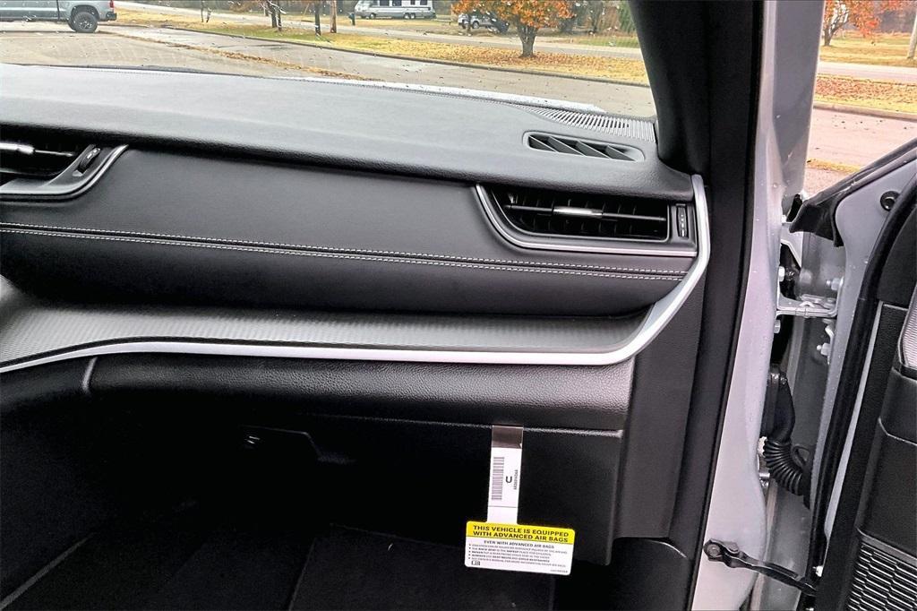 used 2025 Jeep Grand Cherokee L car, priced at $37,611