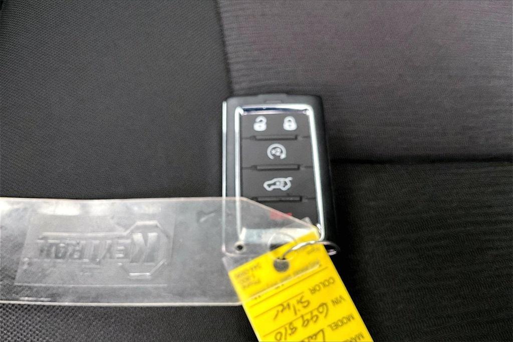 used 2025 Jeep Grand Cherokee L car, priced at $37,611