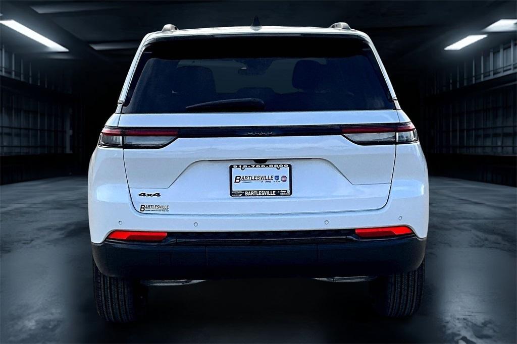 new 2025 Jeep Grand Cherokee car, priced at $41,117