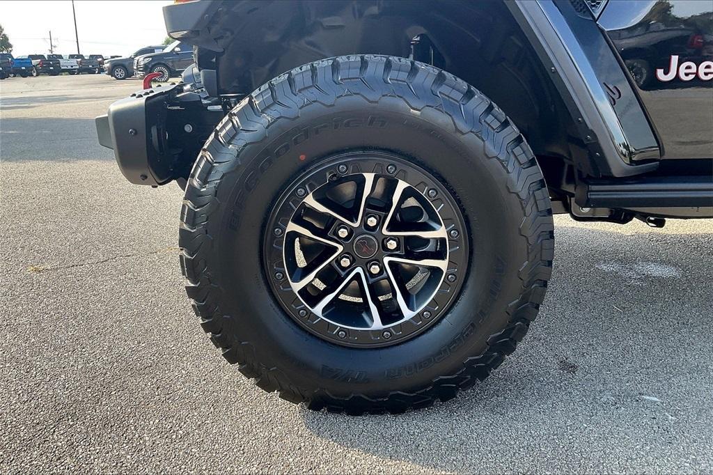 new 2025 Jeep Wrangler car, priced at $57,769