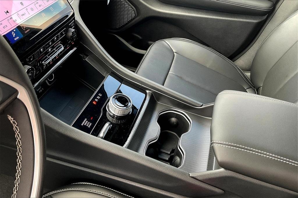 new 2025 Jeep Grand Cherokee L car, priced at $48,589