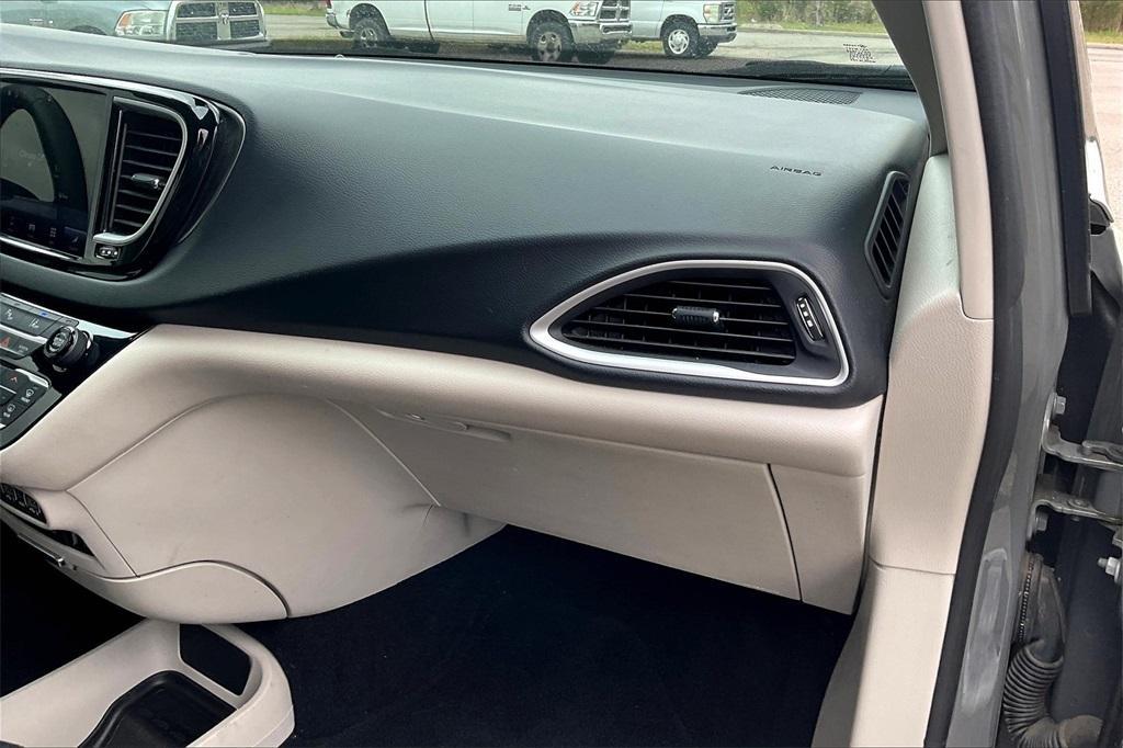 used 2022 Chrysler Pacifica car, priced at $18,911