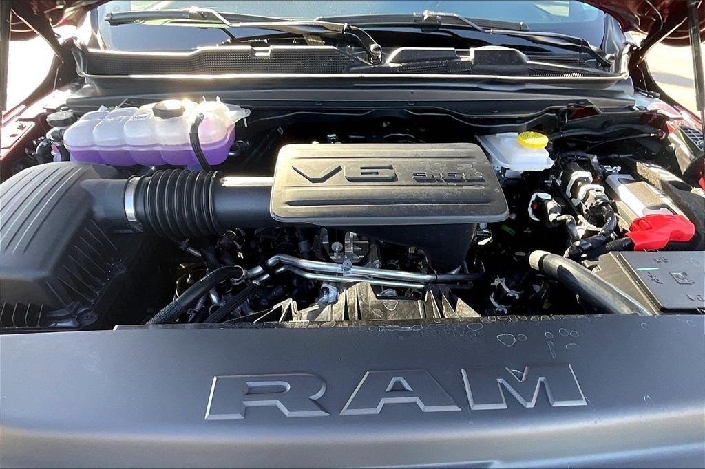 new 2025 Ram 1500 car, priced at $39,977