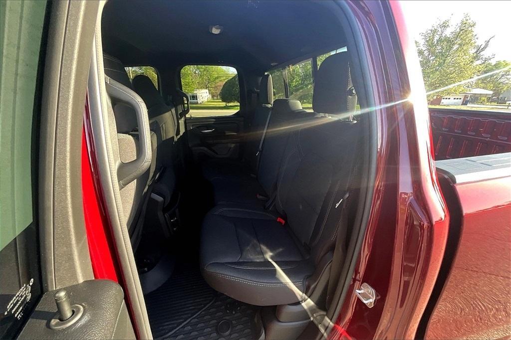 new 2025 Ram 1500 car, priced at $39,977