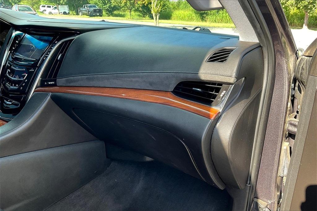 used 2015 Cadillac Escalade car, priced at $20,711