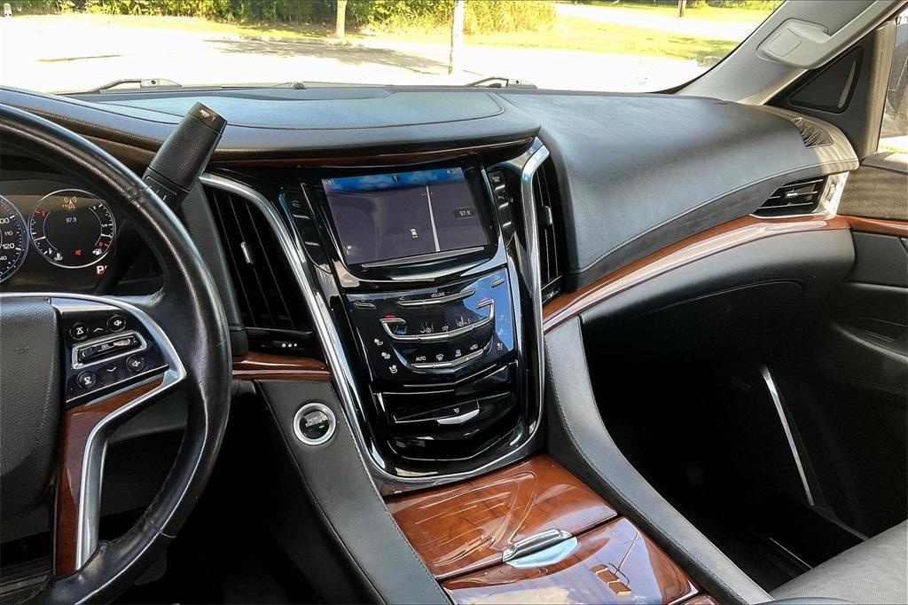 used 2015 Cadillac Escalade car, priced at $20,711
