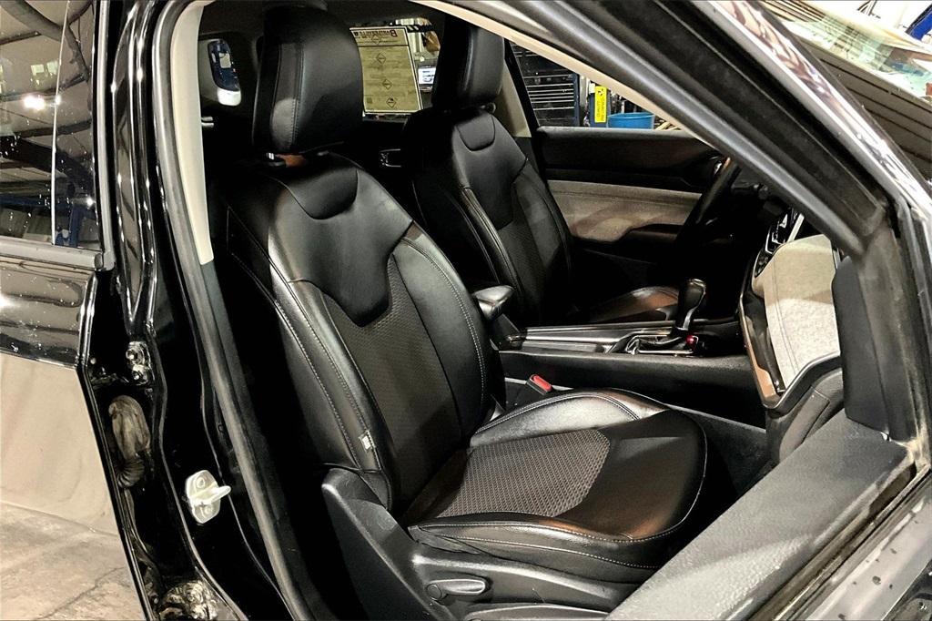 used 2022 Jeep Compass car, priced at $14,211