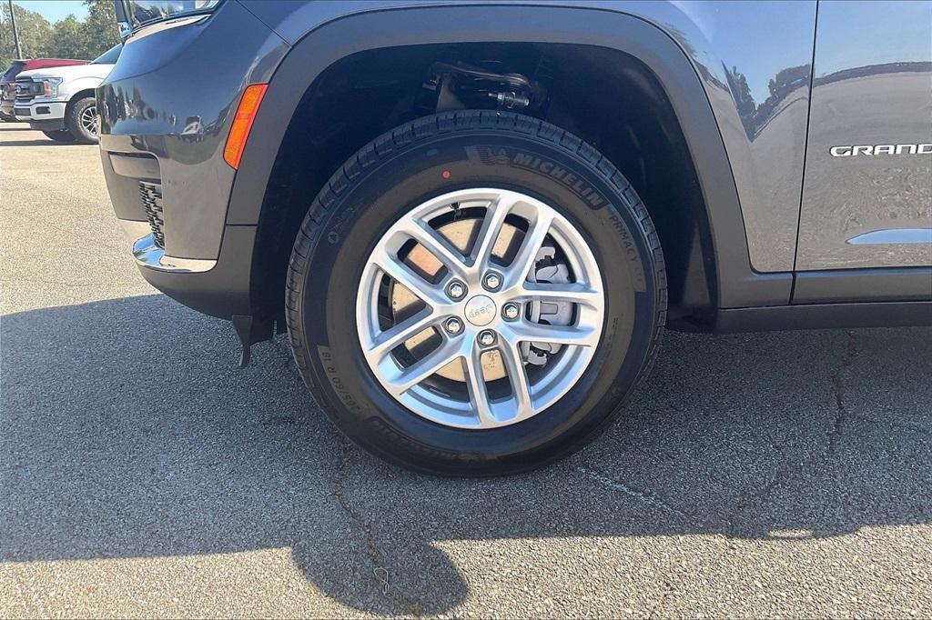 new 2025 Jeep Grand Cherokee L car, priced at $39,254