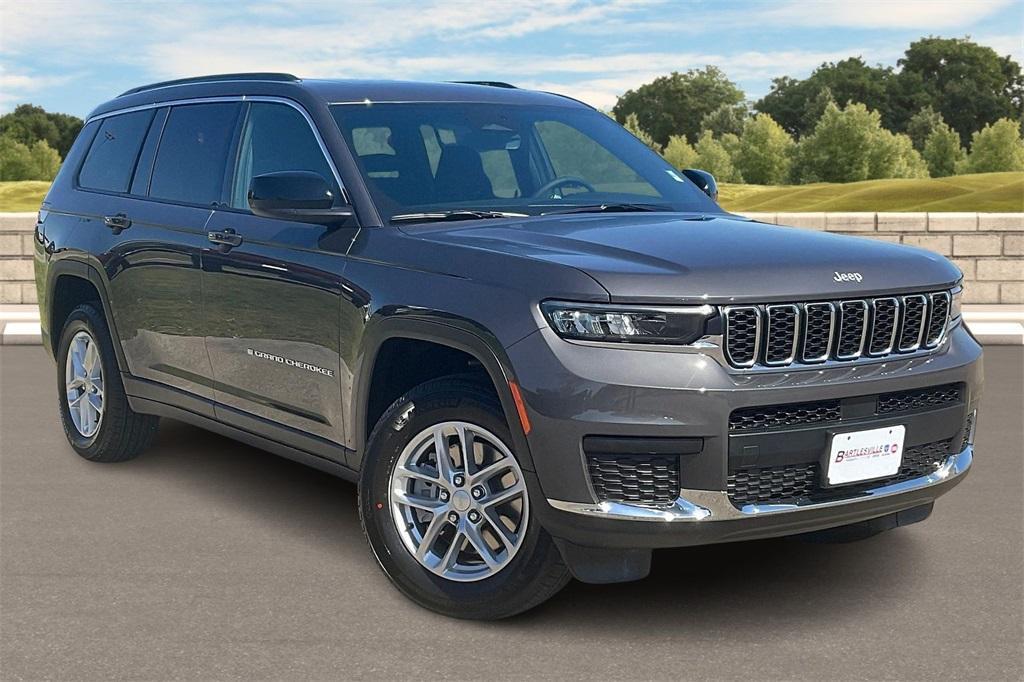 new 2025 Jeep Grand Cherokee L car, priced at $39,254