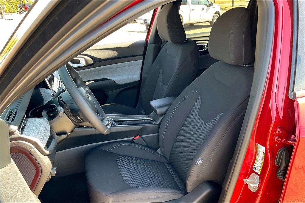 new 2025 Jeep Compass car, priced at $24,579