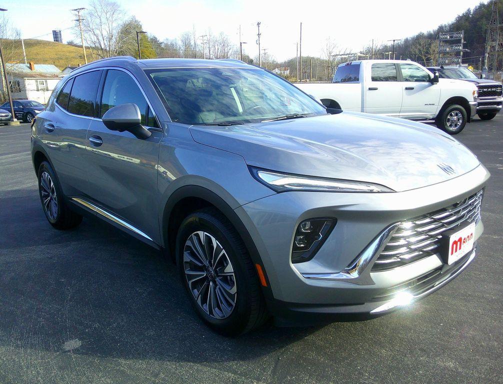 used 2025 Buick Envision car, priced at $30,891
