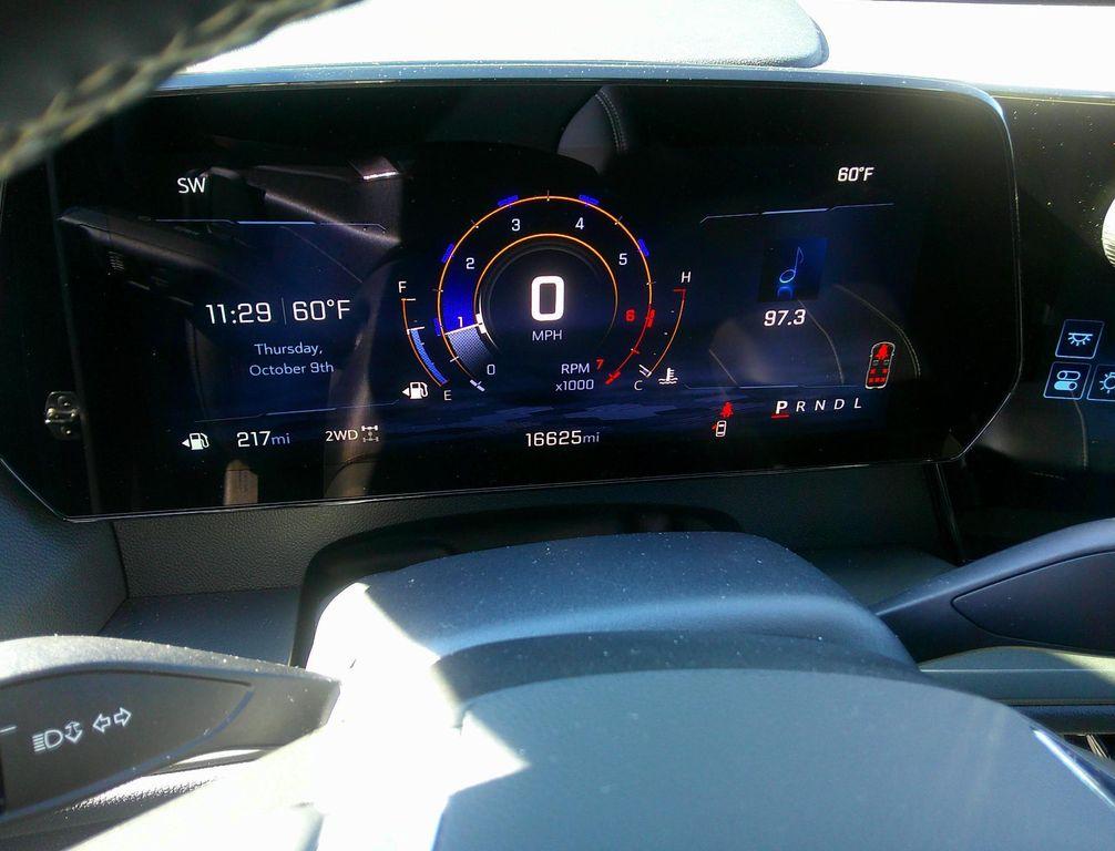 used 2025 Chevrolet Traverse car, priced at $38,975