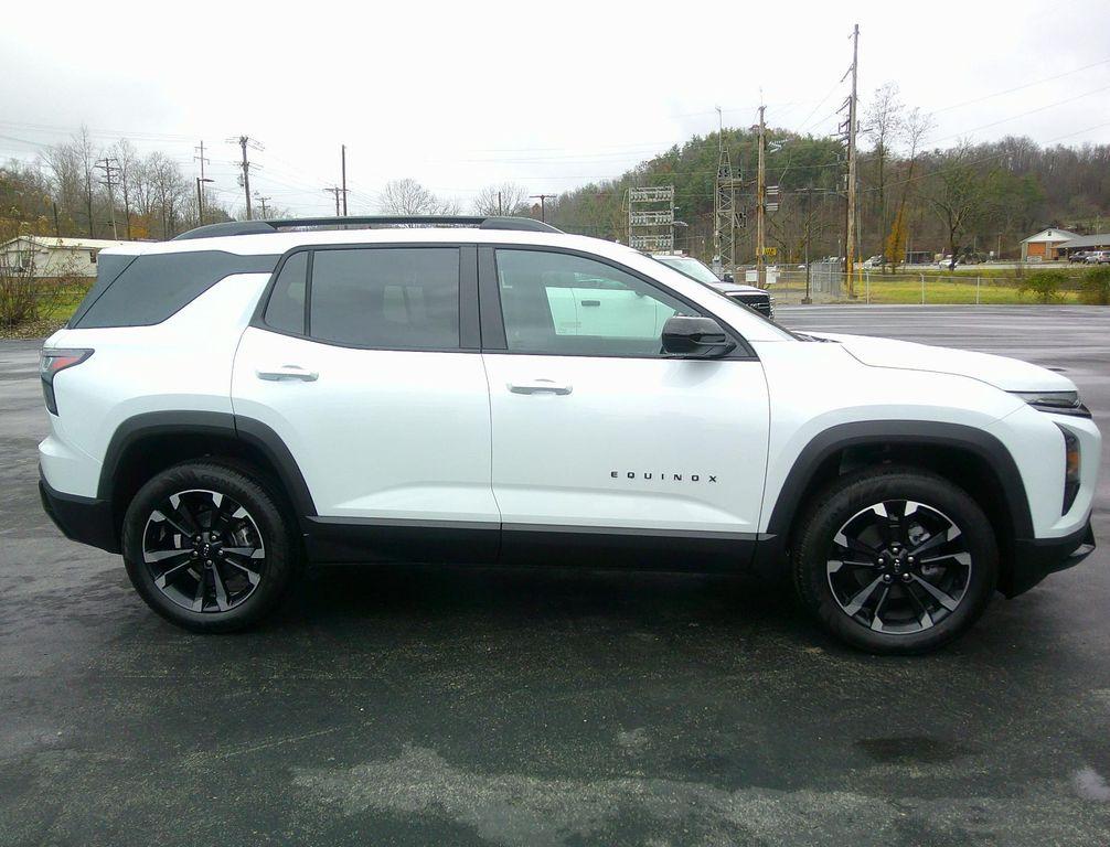 new 2026 Chevrolet Equinox car, priced at $38,390