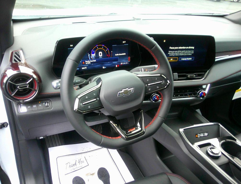 new 2026 Chevrolet Equinox car, priced at $38,390