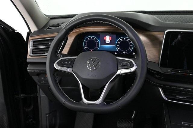 new 2025 Volkswagen Atlas car, priced at $39,313