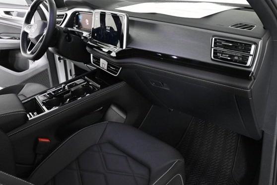 new 2025 Volkswagen Atlas Cross Sport car, priced at $45,741