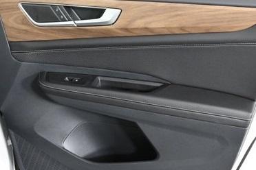 new 2025 Volkswagen Atlas car, priced at $46,036