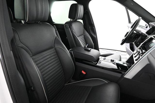 used 2018 Land Rover Discovery car, priced at $19,712