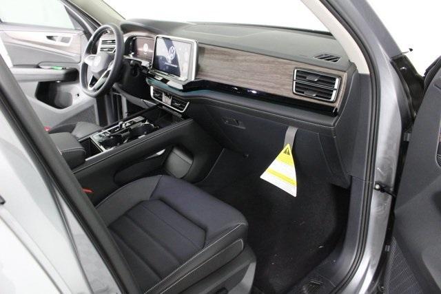 used 2024 Volkswagen Atlas car, priced at $45,849