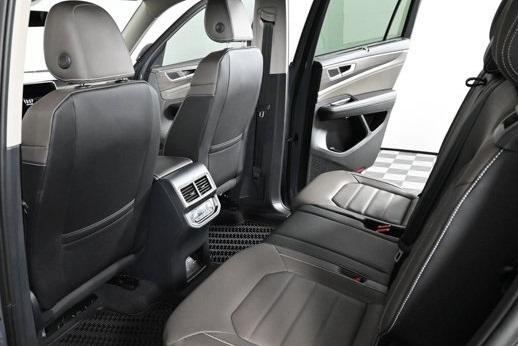 new 2025 Volkswagen Atlas car, priced at $51,416