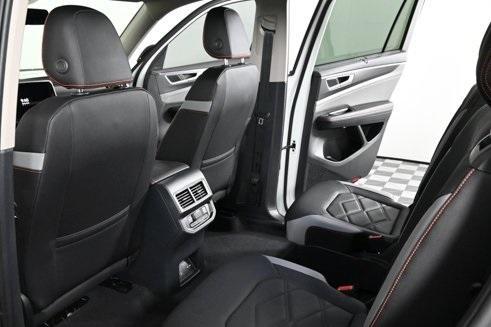 new 2025 Volkswagen Atlas car, priced at $49,464