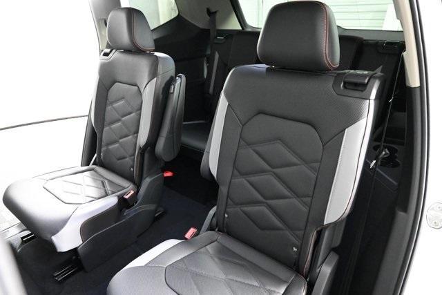 new 2025 Volkswagen Atlas car, priced at $49,464