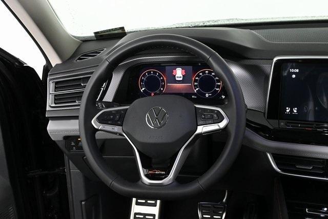 new 2025 Volkswagen Atlas car, priced at $47,661