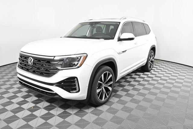 new 2025 Volkswagen Atlas car, priced at $57,346