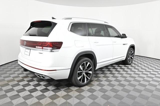new 2025 Volkswagen Atlas car, priced at $57,346