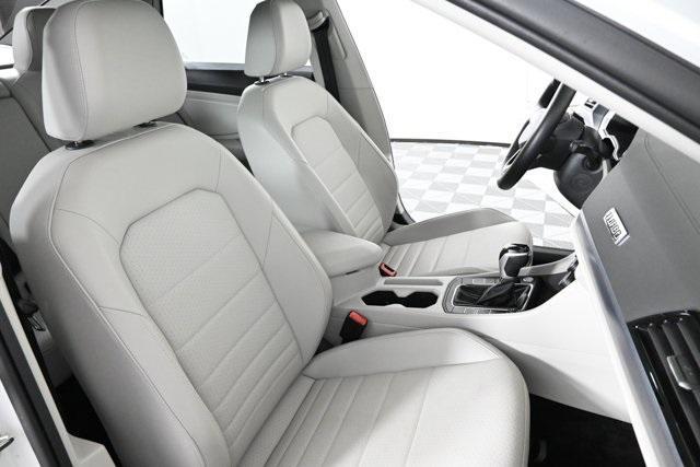 used 2023 Volkswagen Jetta car, priced at $20,995