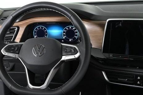 new 2025 Volkswagen Atlas car, priced at $47,105