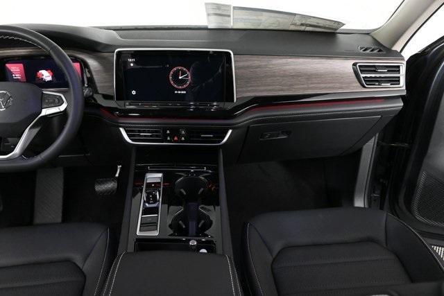 new 2025 Volkswagen Atlas car, priced at $48,983