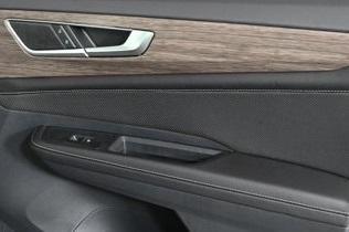 new 2025 Volkswagen Atlas car, priced at $48,983