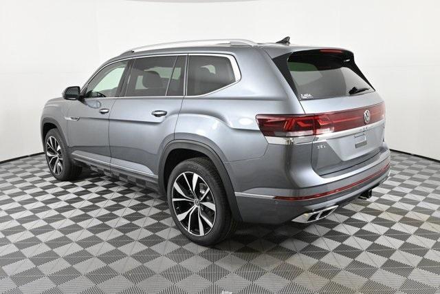 new 2025 Volkswagen Atlas car, priced at $56,196