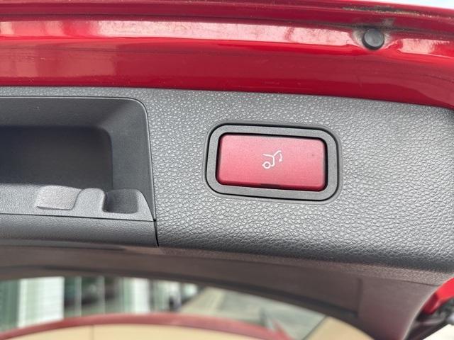 used 2010 Mercedes-Benz GLK-Class car, priced at $9,995