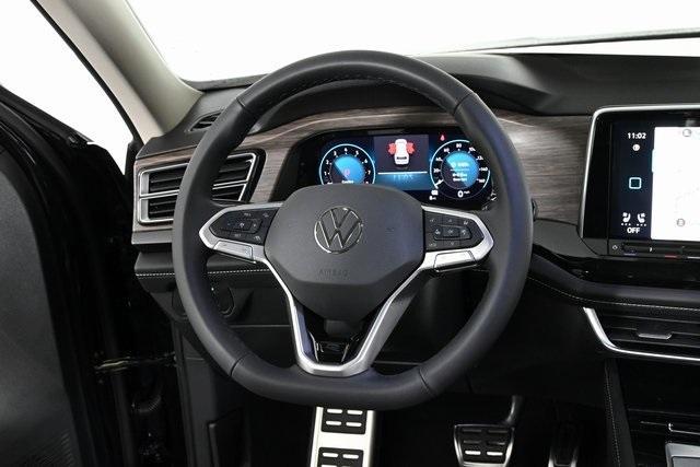 new 2025 Volkswagen Atlas car, priced at $56,196