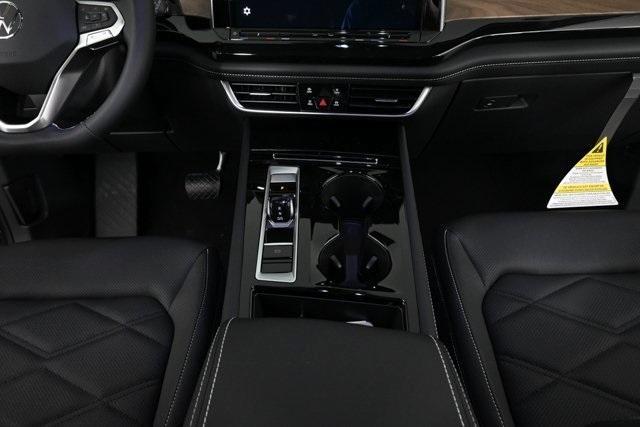 new 2025 Volkswagen Atlas car, priced at $48,587