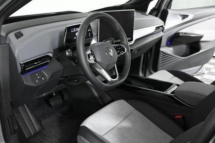 new 2025 Volkswagen ID.4 car, priced at $47,261